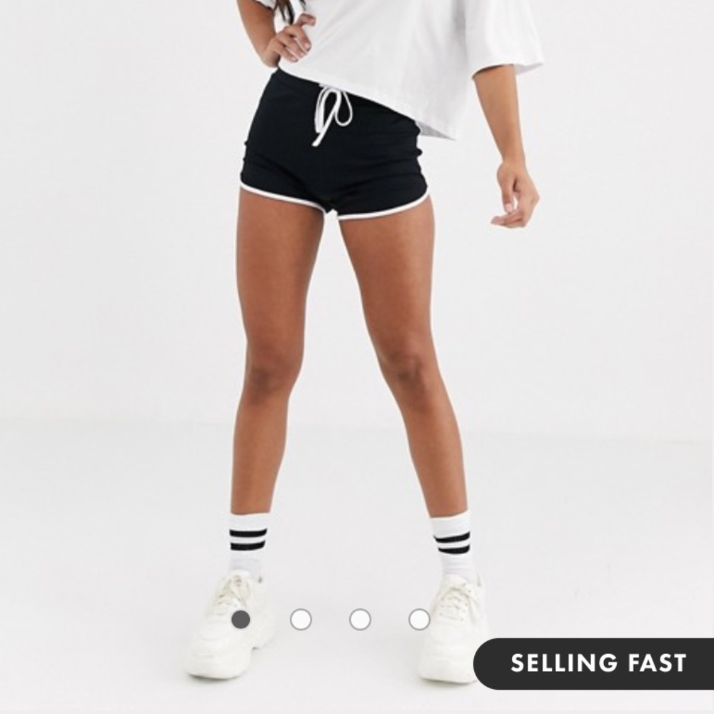 ASOS DESIGN sporty runner short